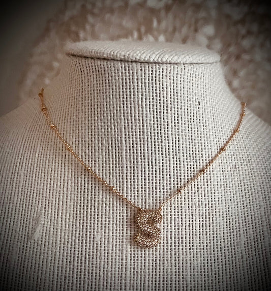 Initial necklace S