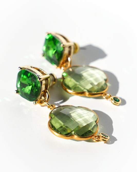 Triple green clover