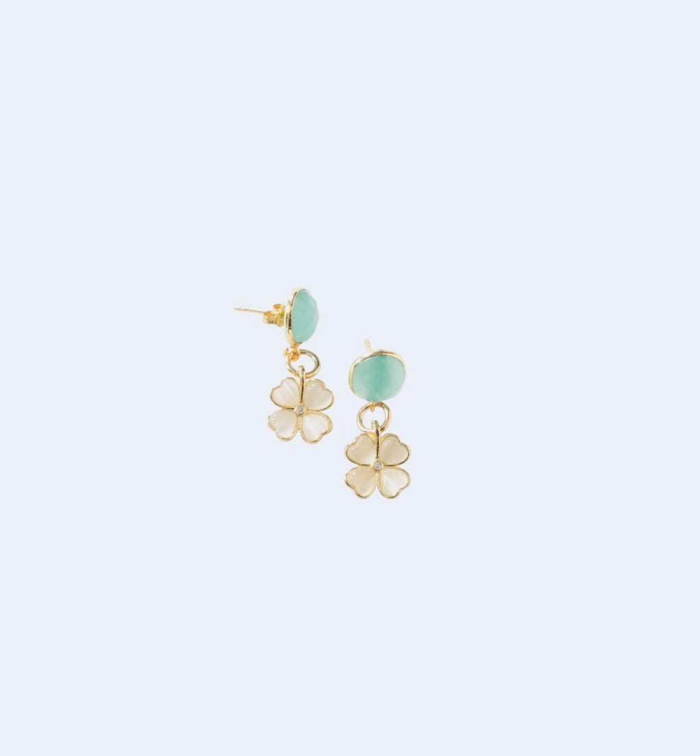 Chalcedony resin flower earrings