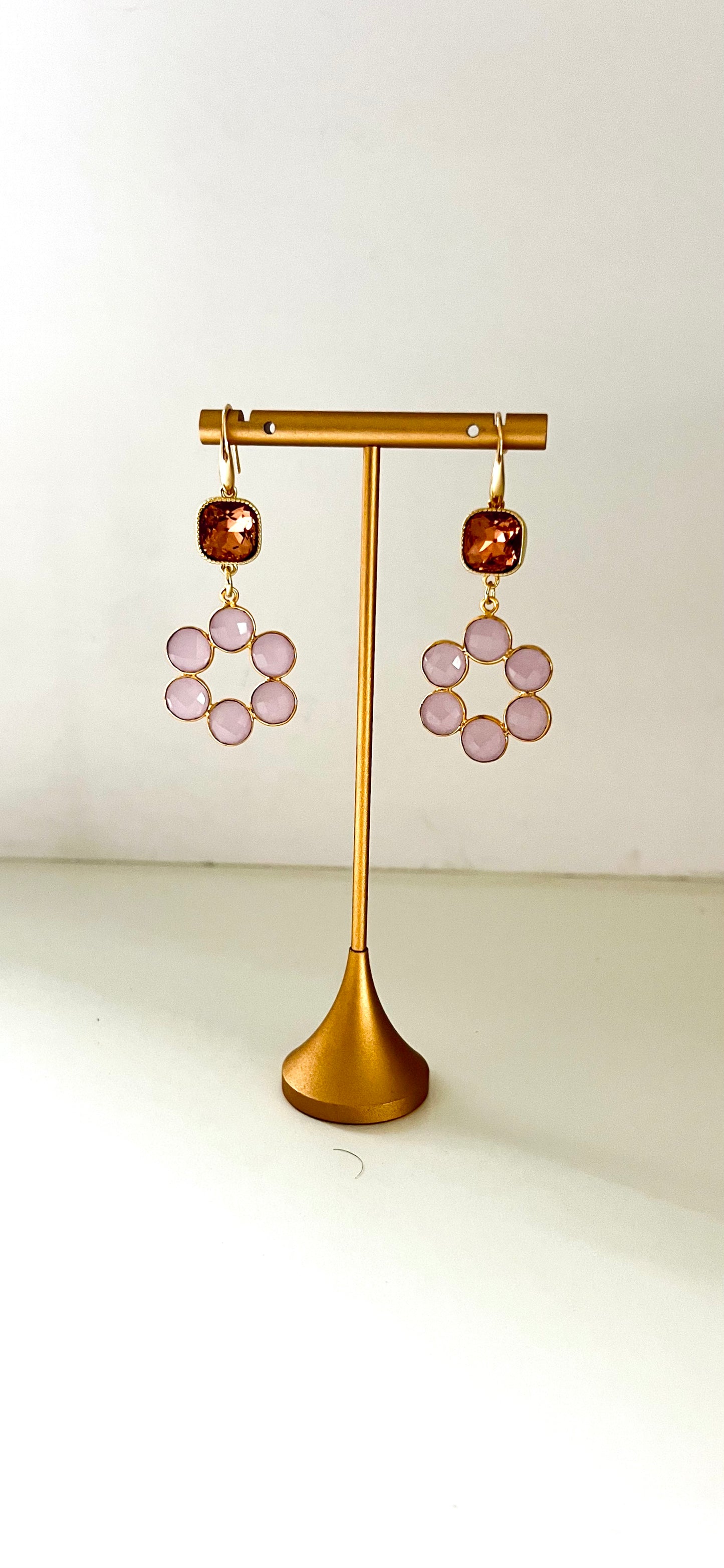 Rose quartz gem circle