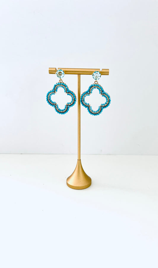 Milos turquoise clover