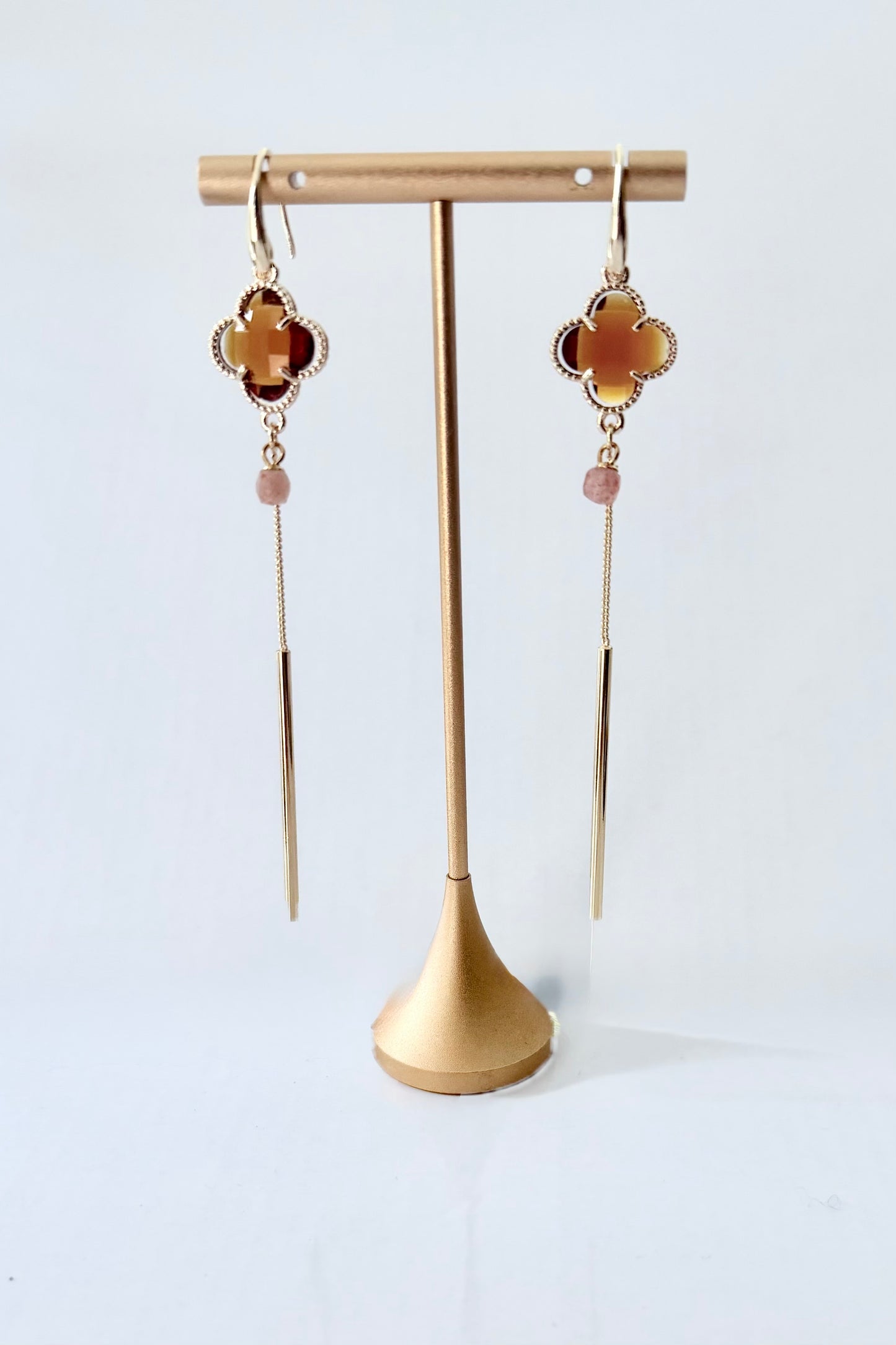 Amber Clover with Bar Earrings