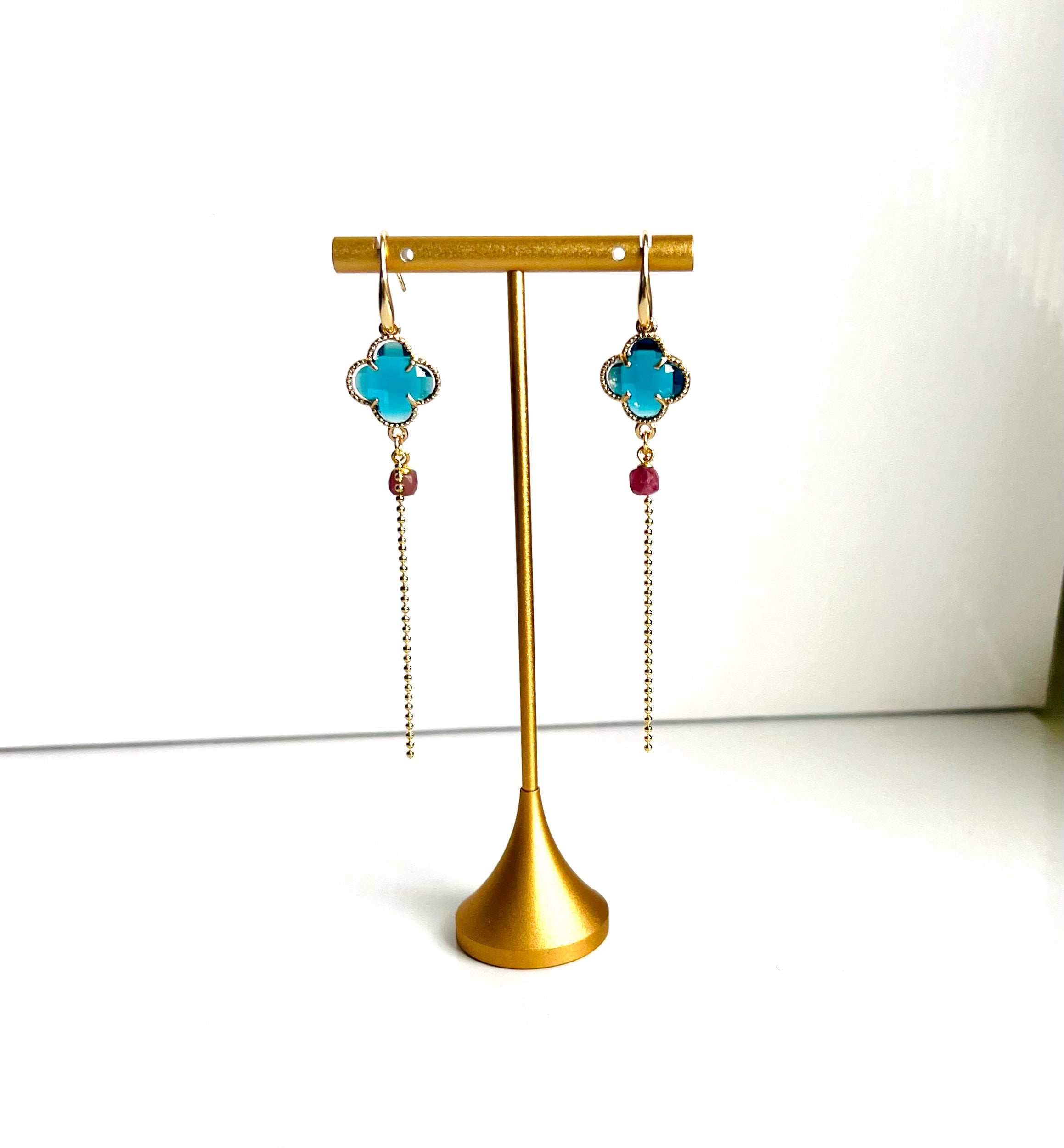 Blue Balled Clover – Gabbi Kelly Designs