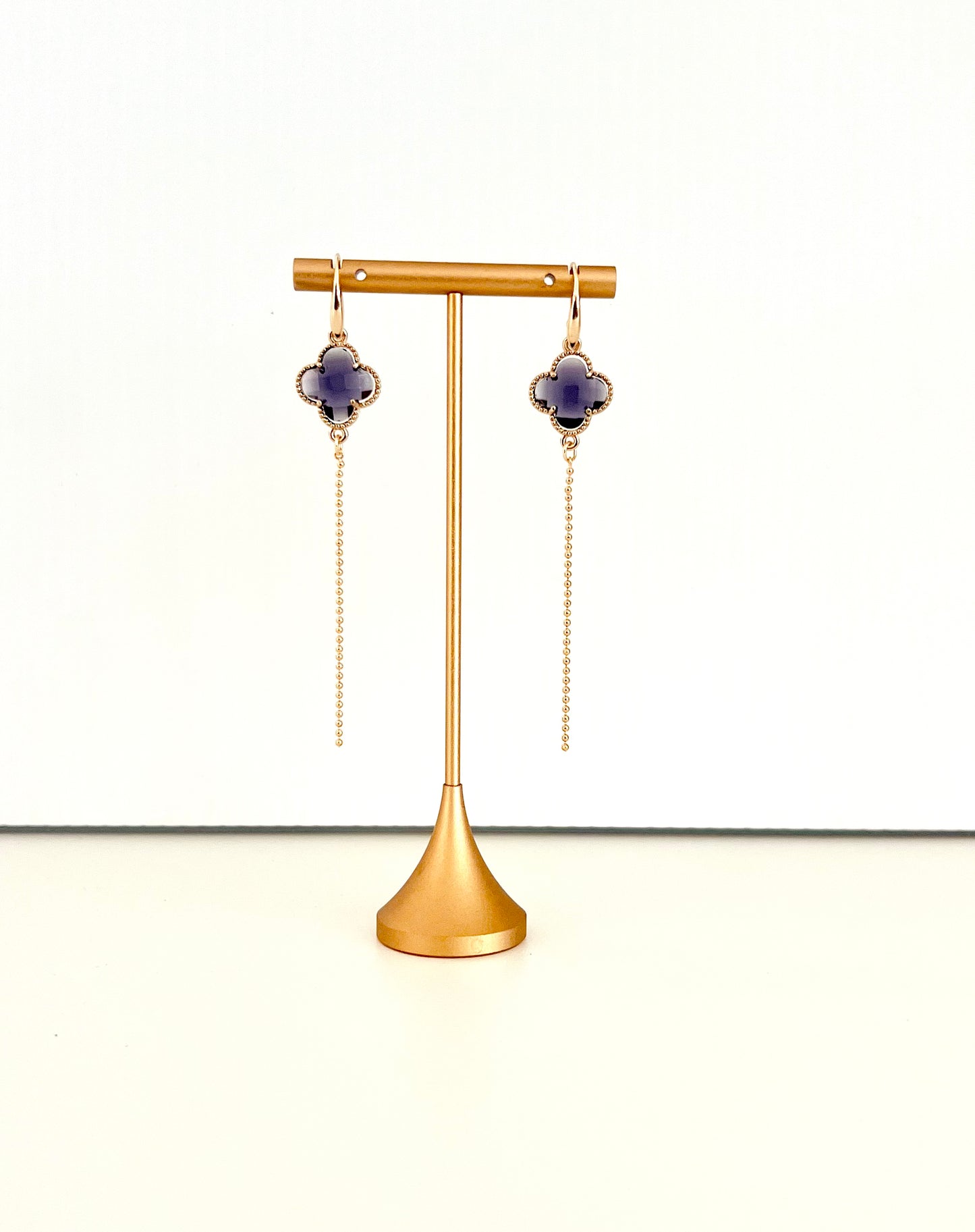 Purple clover with ball tail