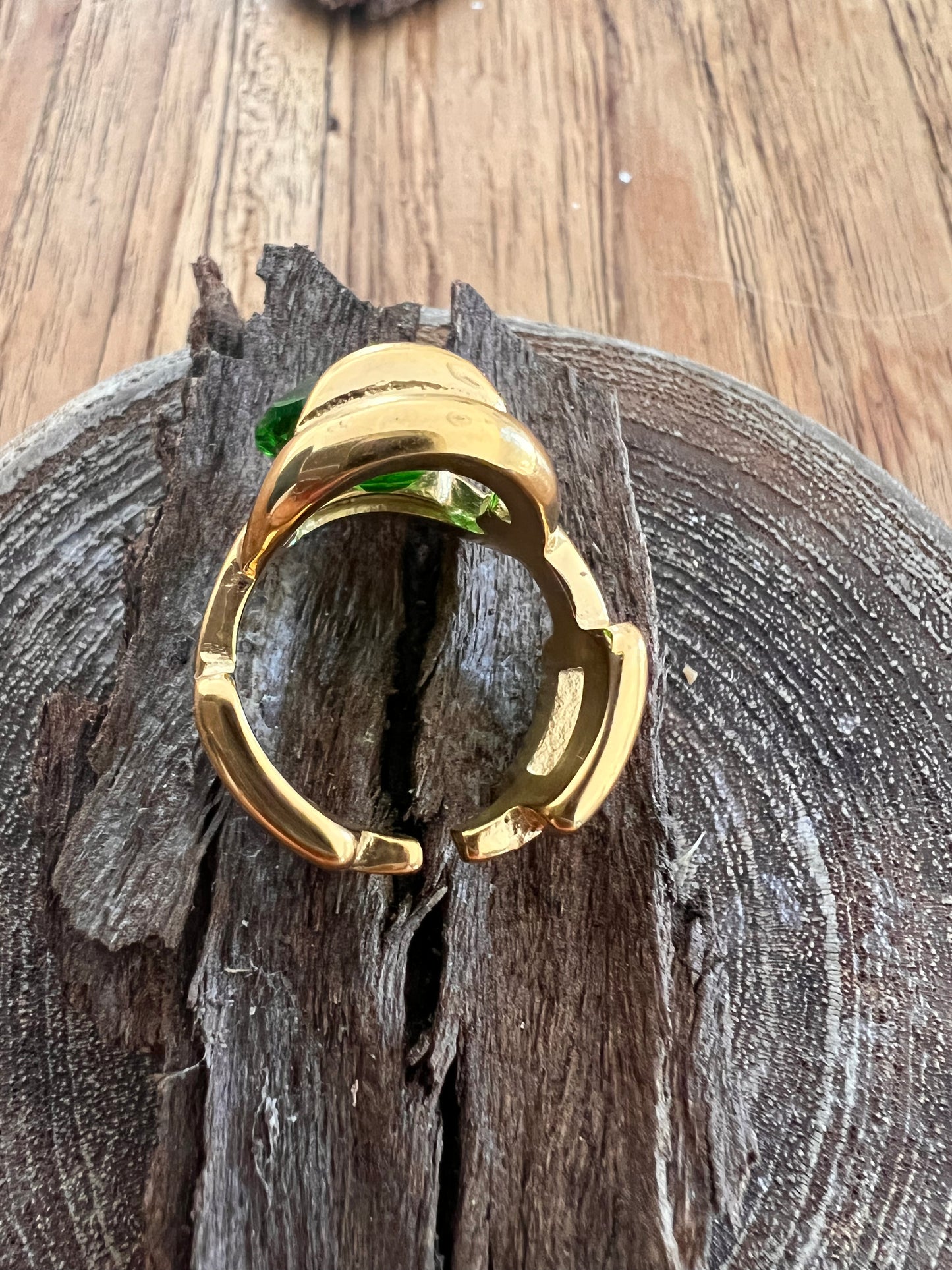 Green zircon ring